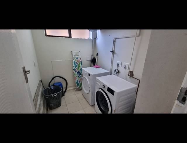 3 BEDROOM APARTMENT FOR SALE IN UMHLANGA CENTRAL